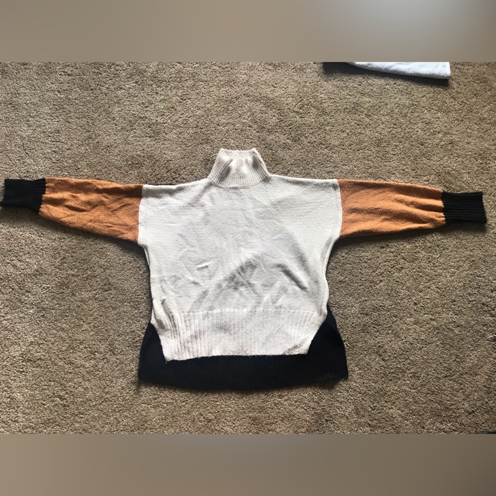 Turtle neck sweater